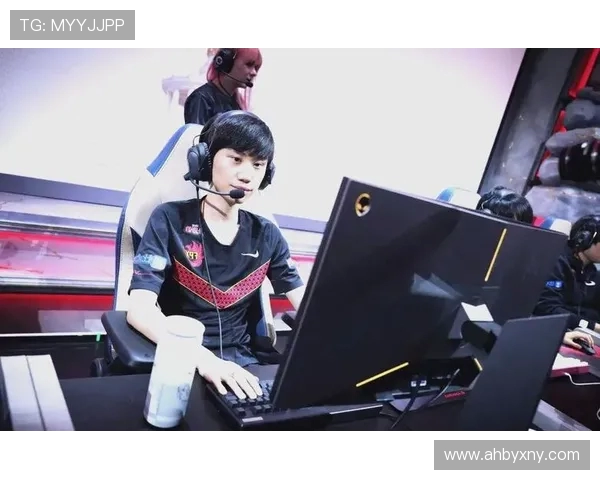 世界大师赛回顾FPX团队意识的卓越表现与战术解析