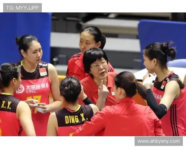 成都排球队盯防策略分析及其在比赛中的成效与不足之处探讨