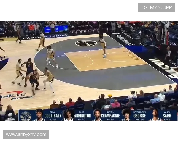 湖人对阵雷霆精彩赛事直播全程回顾与分析