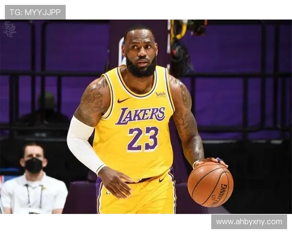 赫伯特琼斯的篮球生涯与个人成长之路探索