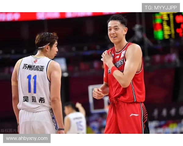 深圳排球队盯防策略分析与比赛表现的关系探讨 深圳排球队盯防策略分析与比赛表现的关系探讨