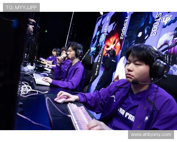 英雄联盟个人能力排行榜揭晓V5战队荣登第十名引发热议 英雄联盟个人能力排行榜揭晓V5战队荣登第十名引发热议