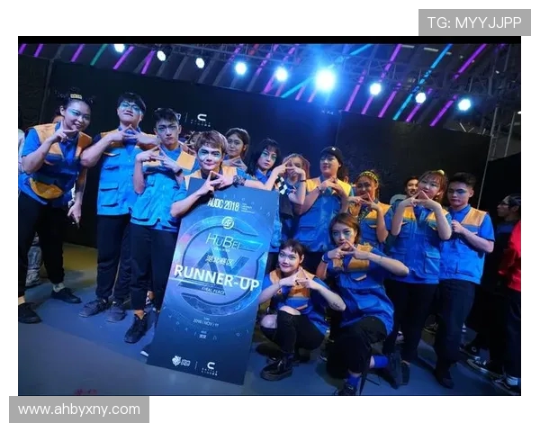 成都街舞队与杭州街舞队赛后复盘精彩配合分析与战术探讨