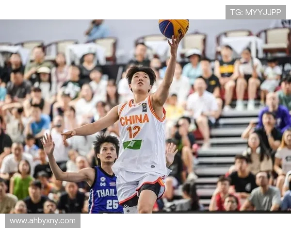 成都篮球队在大师赛中的力量展现与战术分析全景回顾